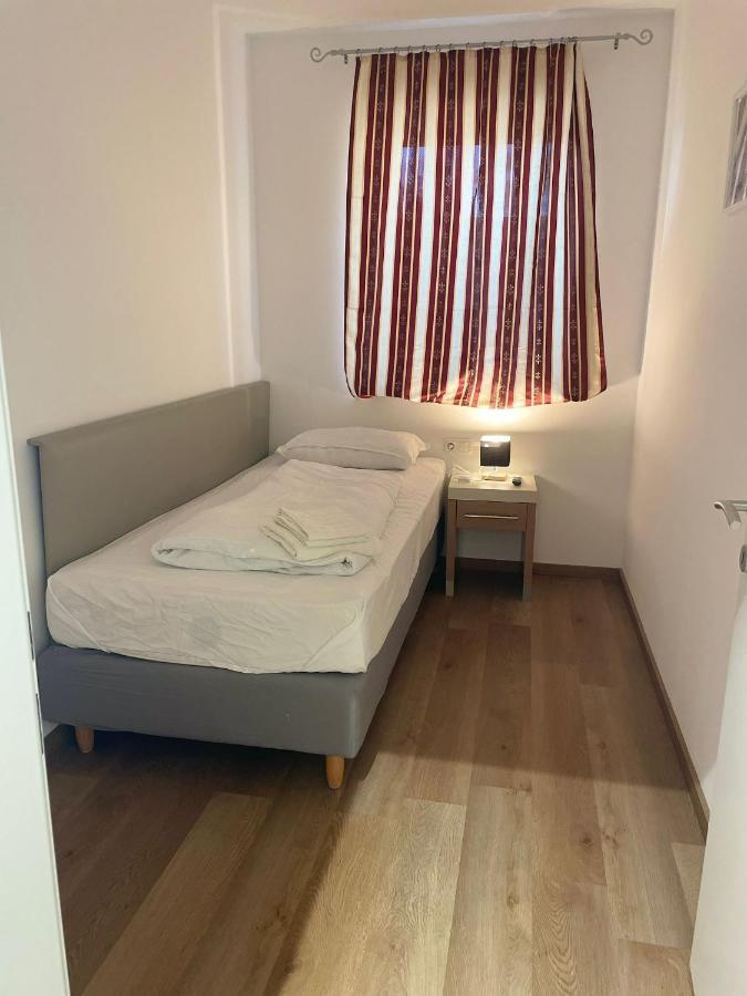 Apartament Living Gmbh
